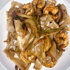 Best Thai Drunken Noodles with 河粉 in Harrisburg, PA